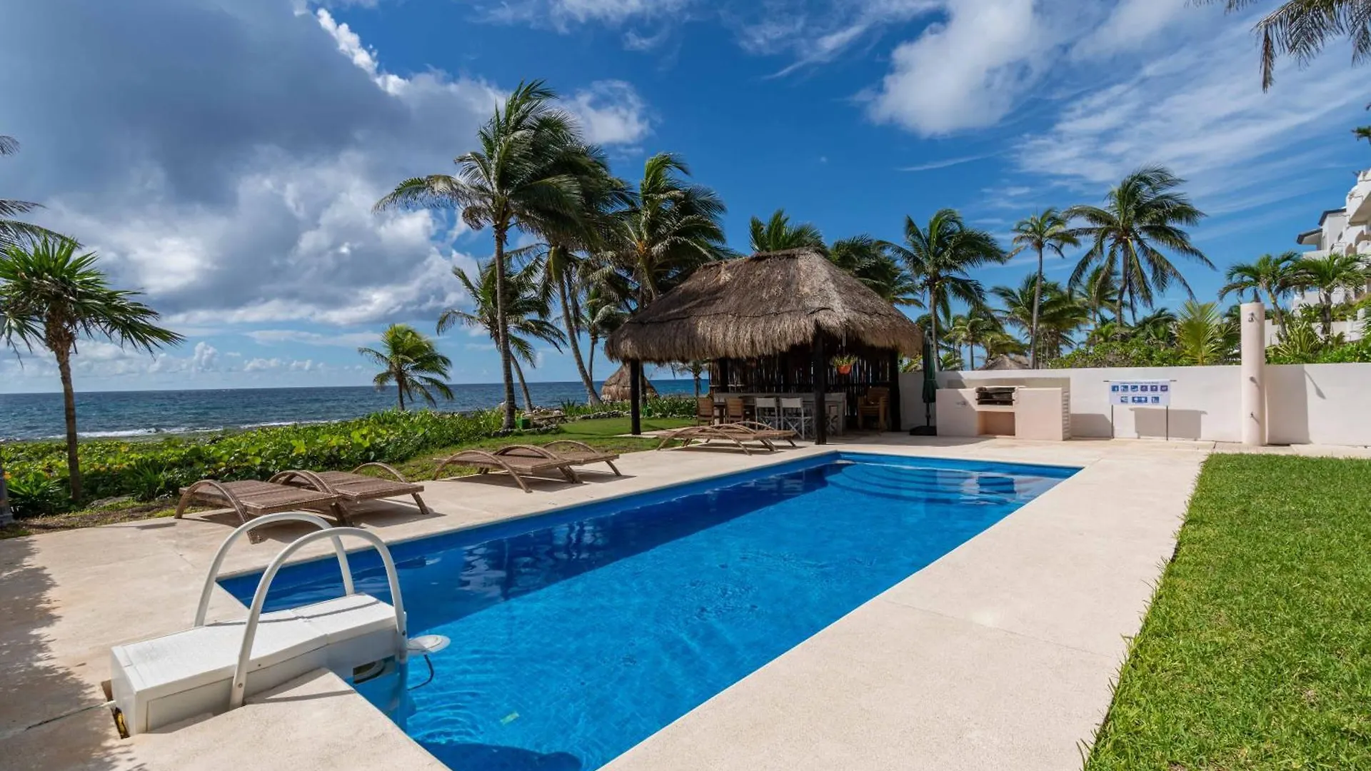 2 Bedroom Apartment Sea View Puerto Aventuras